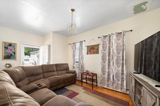 292 California Avenue, Providence, RI 02905