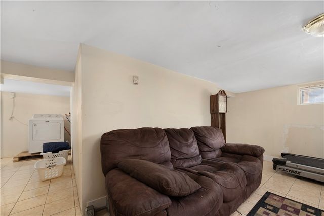 292 California Avenue, Providence, RI 02905