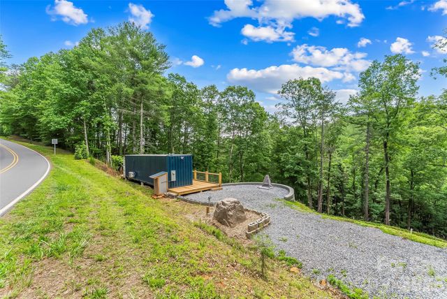 678 Forest Lake Heights Drive 2, Nebo, NC 28761