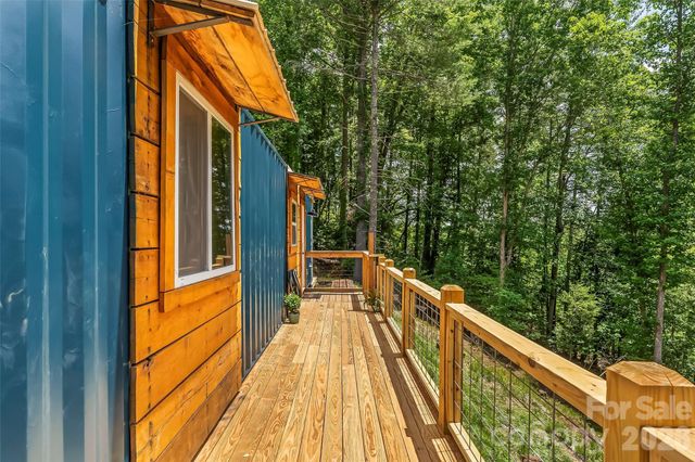 678 Forest Lake Heights Drive 2, Nebo, NC 28761