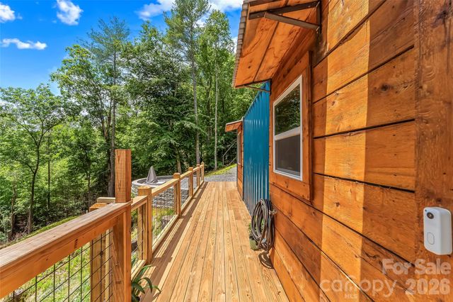 678 Forest Lake Heights Drive 2, Nebo, NC 28761