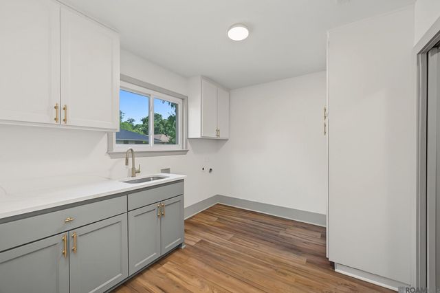 2434 Honeysuckle Ave, Baton Rouge, LA 70808