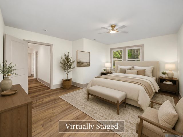2434 Honeysuckle Ave, Baton Rouge, LA 70808
