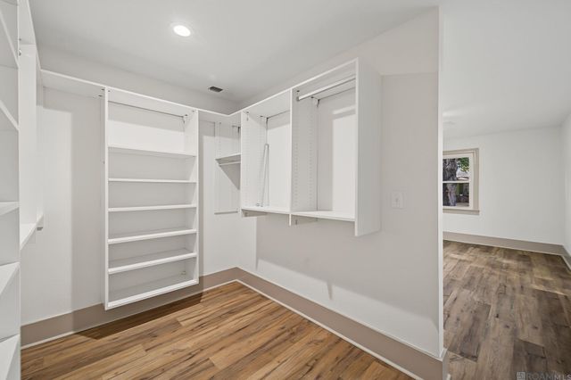2434 Honeysuckle Ave, Baton Rouge, LA 70808