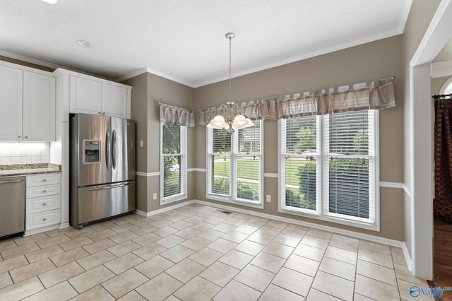 1350 Pennington Court SW, Hartselle, AL 35640