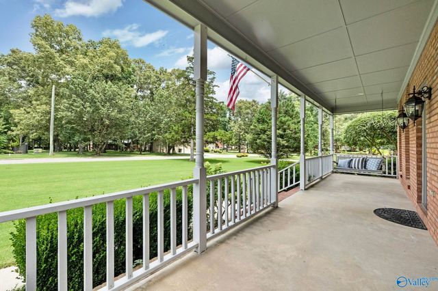 1350 Pennington Court SW, Hartselle, AL 35640