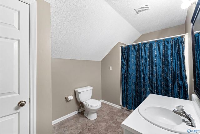 1350 Pennington Court SW, Hartselle, AL 35640