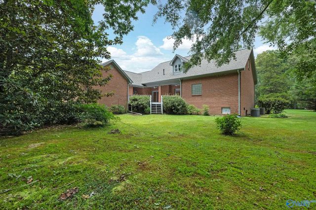 1350 Pennington Court SW, Hartselle, AL 35640