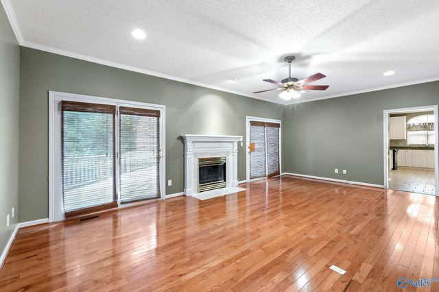 1350 Pennington Court SW, Hartselle, AL 35640