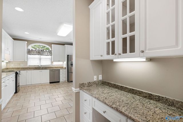 1350 Pennington Court SW, Hartselle, AL 35640