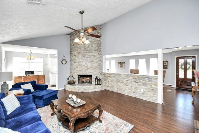 1971 Round Spring Drive, Houston, TX 77339