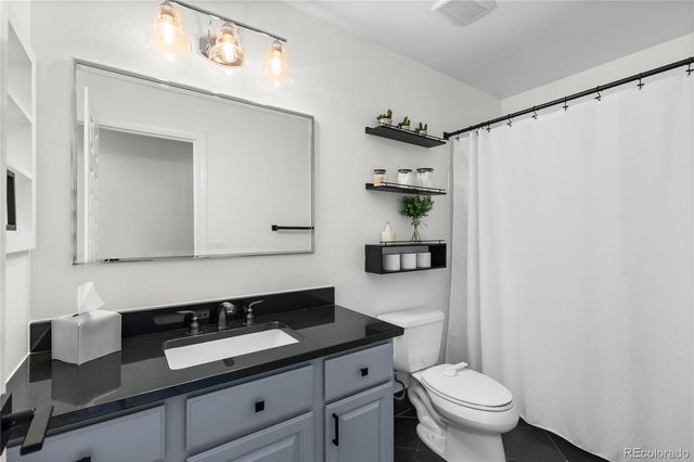 10076 Astoria Court, Lone Tree, CO 80124