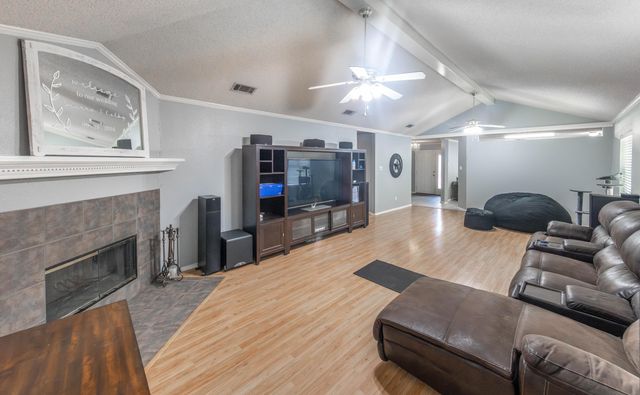 6307 8th Street, Lubbock, TX 79416