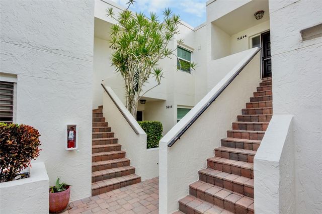 5218 MARSH FIELD LANE 108, Sarasota, FL 34235