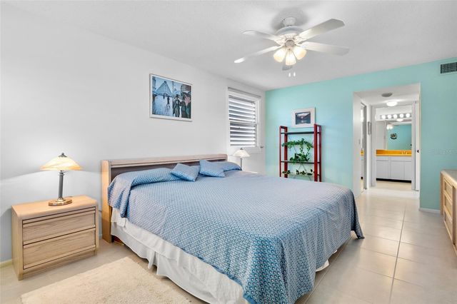 5218 MARSH FIELD LANE 108, Sarasota, FL 34235