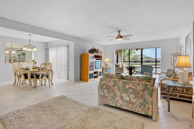 5218 MARSH FIELD LANE 108, Sarasota, FL 34235