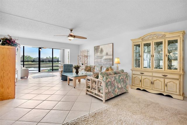 5218 MARSH FIELD LANE 108, Sarasota, FL 34235