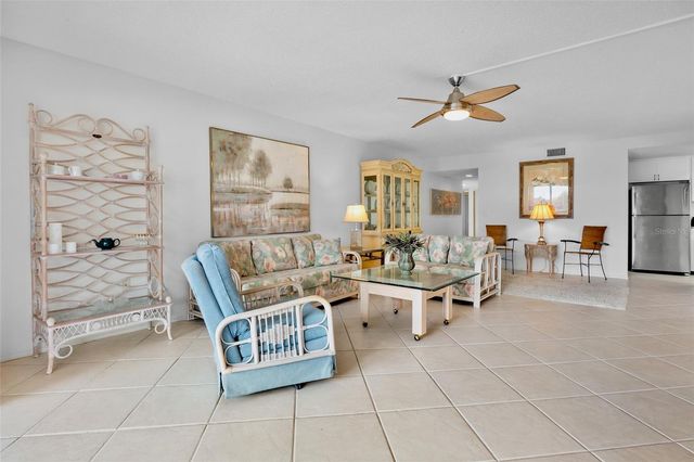 5218 MARSH FIELD LANE 108, Sarasota, FL 34235