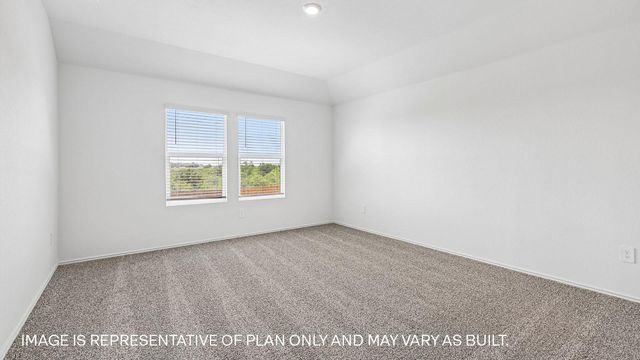 490 Gilmer LN, Buda, TX 78610