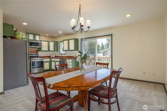 111 Jefferson Ct., Sumas, WA 98295
