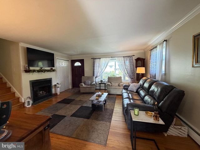 126 DALE RD, Willow Grove, PA 19090