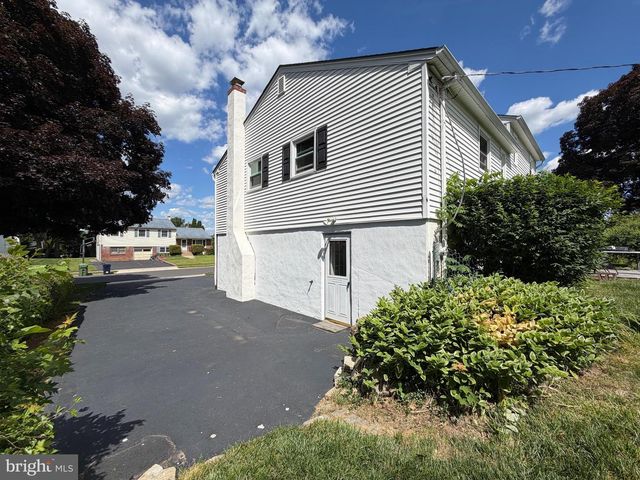 126 DALE RD, Willow Grove, PA 19090