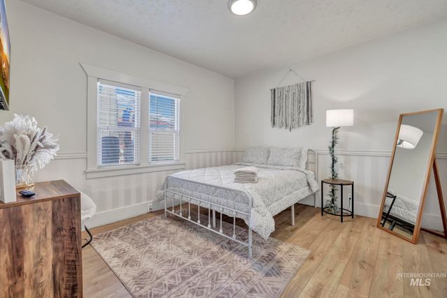 435 4th Ave E, Twin Falls, ID 83301