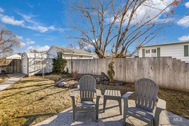 435 4th Ave E, Twin Falls, ID 83301