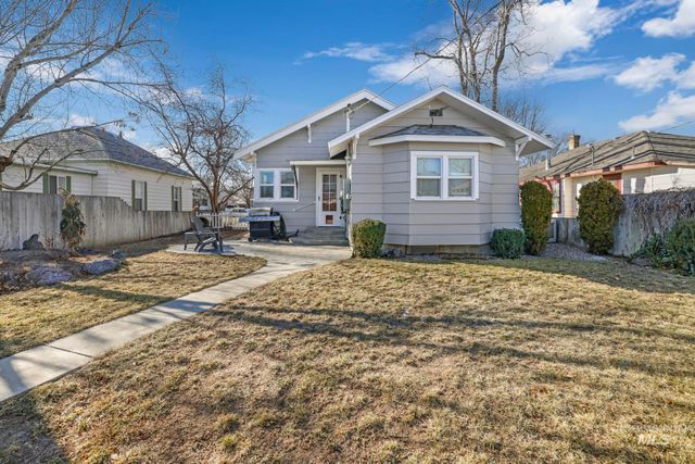 435 4th Ave E, Twin Falls, ID 83301