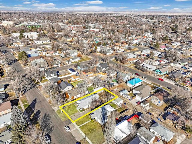 435 4th Ave E, Twin Falls, ID 83301