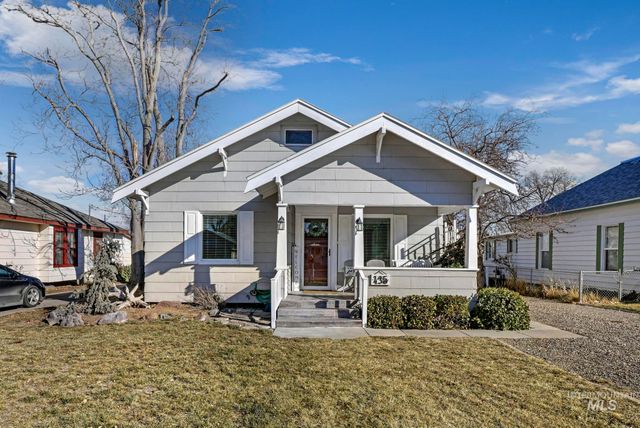 435 4th Ave E, Twin Falls, ID 83301