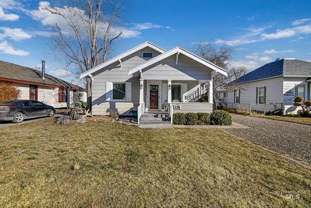 435 4th Ave E, Twin Falls, ID 83301