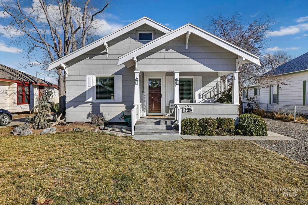 435 4th Ave E, Twin Falls, ID 83301
