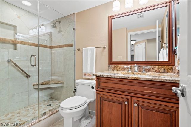 7515 Pelican Bay BLVD 7B, Naples, FL 34108