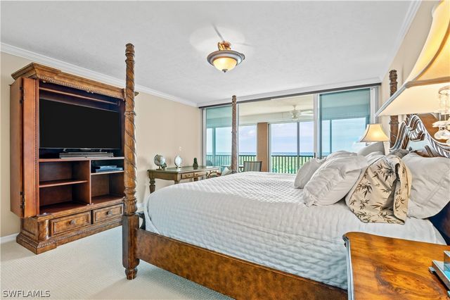 7515 Pelican Bay BLVD 7B, Naples, FL 34108