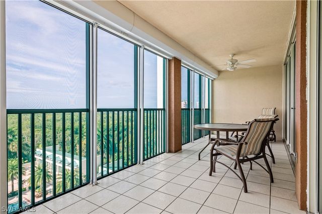7515 Pelican Bay BLVD 7B, Naples, FL 34108