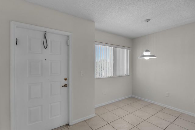 7763 Southampton Terrace 405, Tamarac, FL 33321