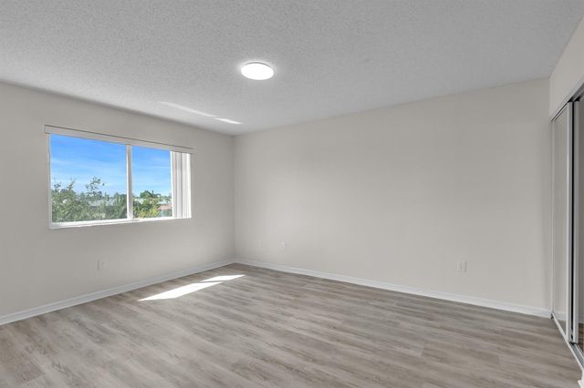 7763 Southampton Terrace 405, Tamarac, FL 33321
