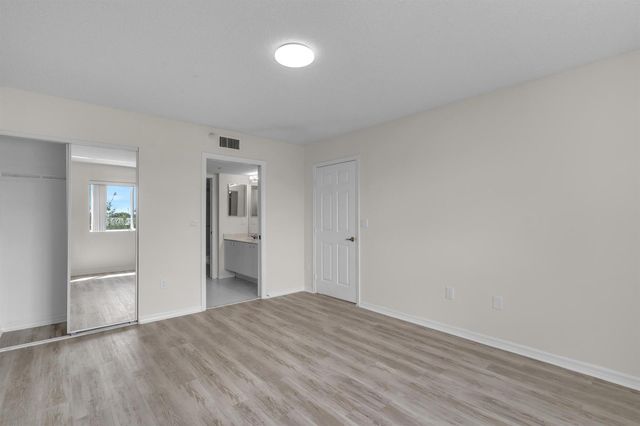 7763 Southampton Terrace 405, Tamarac, FL 33321