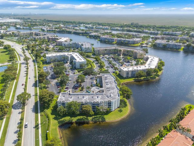 7763 Southampton Terrace 405, Tamarac, FL 33321