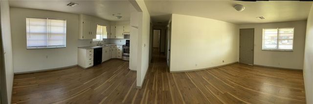 1201 Blackstone Avenue, Clinton, OK 73601