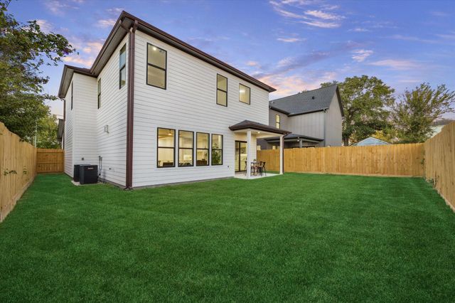 614 Eleanor Street, Houston, TX 77009