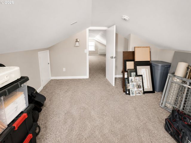 216 Ne CLARK Ave, Battle Ground, WA 98604