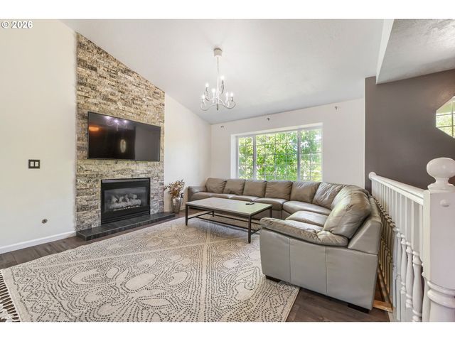 245 Se 193RD Ave, Portland, OR 97233