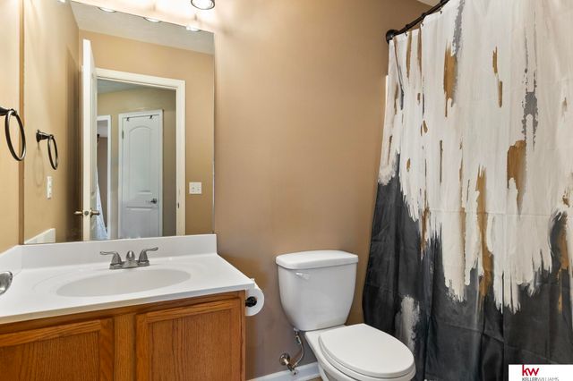 7954 N 146 Street, Bennington, NE 68007