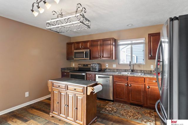 7954 N 146 Street, Bennington, NE 68007