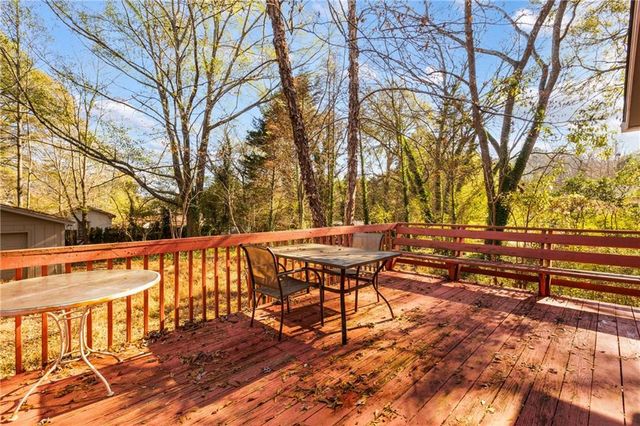 5287 Maple Valley SW Road, Mableton, GA 30126