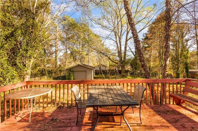 5287 Maple Valley SW Road, Mableton, GA 30126