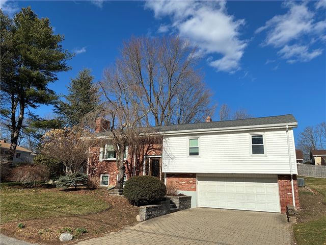 3 Lise Drive, Cumberland, RI 02864