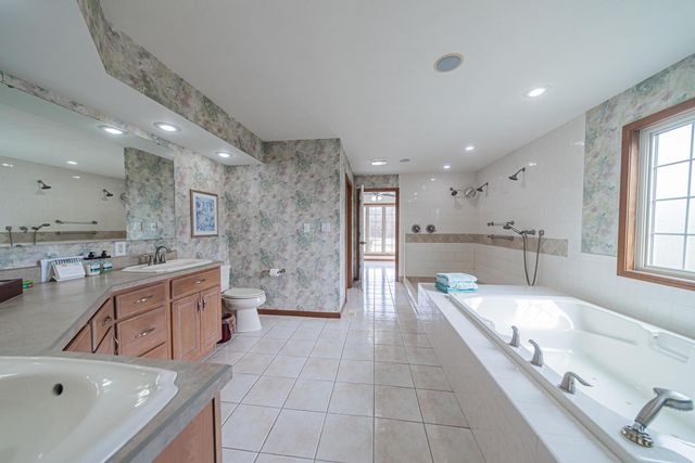 1016 Michael Lane, West Frankfort, IL 62896